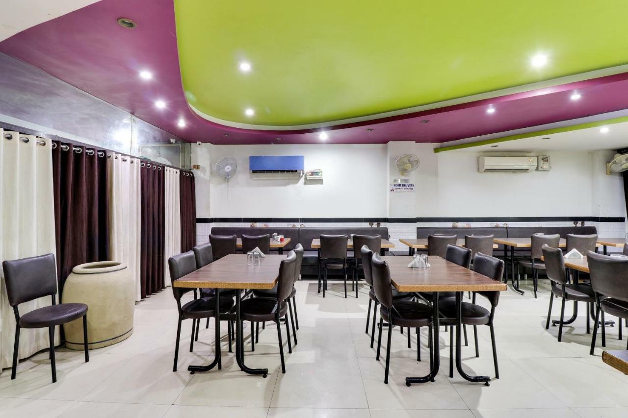 Oyo 45398 Kunal Hotel Etawah Exterior photo
